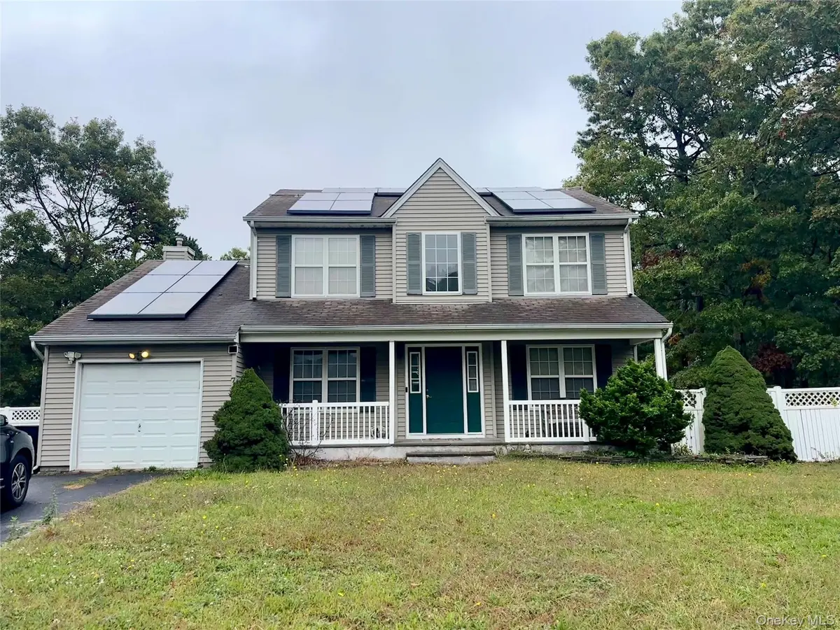 7 Redbud, Middle Island, NY 11953