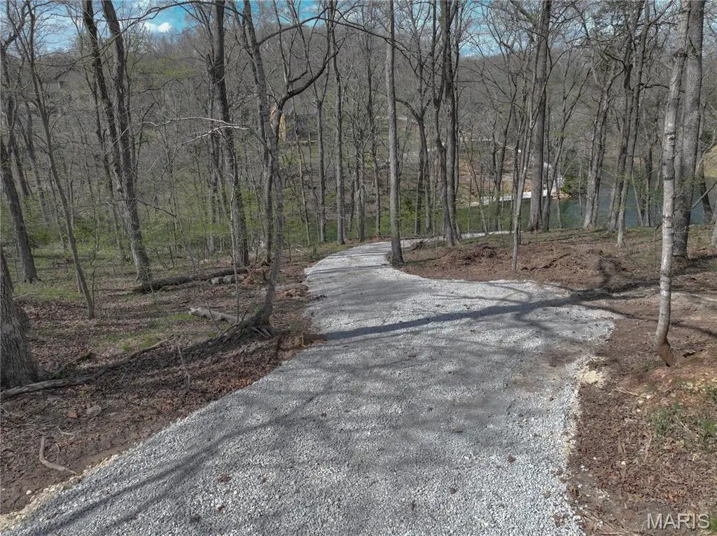2456 Alpine Peak Dr., Innsbrook, MO 63390