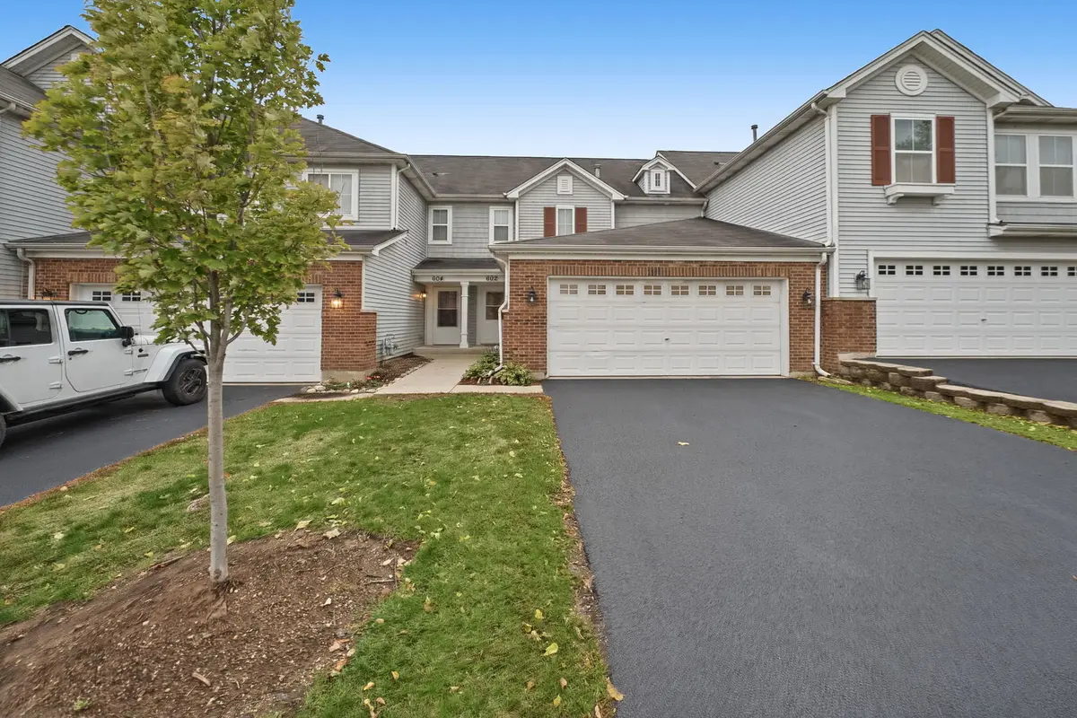 602 Grand Canyon CIR #0, Crystal Lake, IL 60014