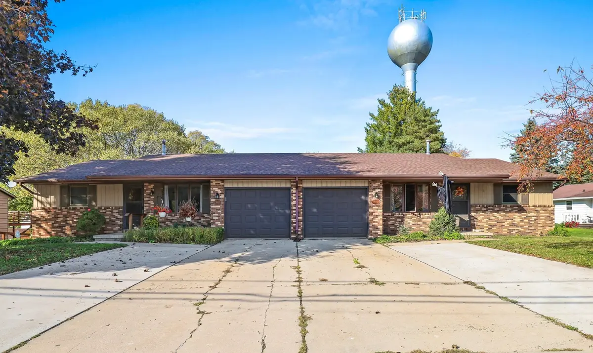 2909 HUMBOLDT RD, Green Bay, WI 54311-5746