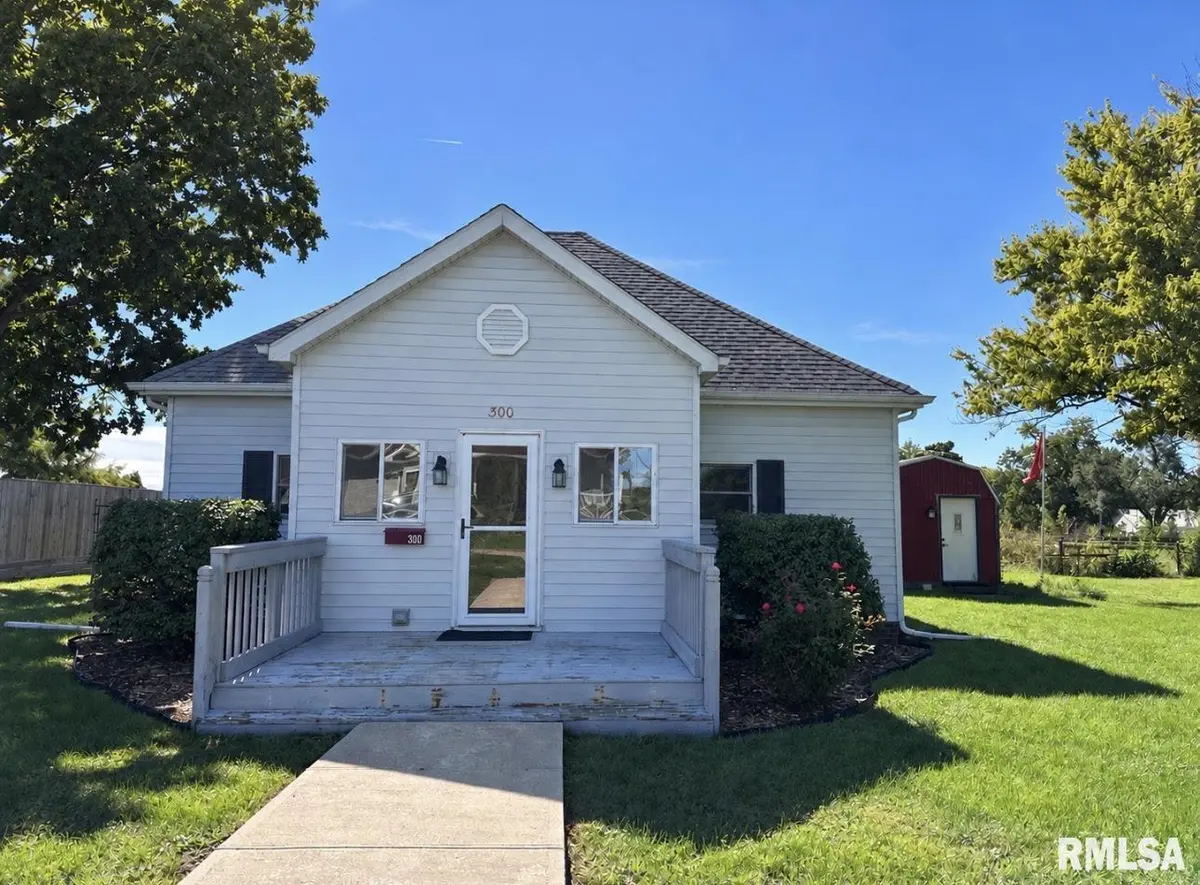 300 E WASHINGTON ST, Magnolia, IL 61336