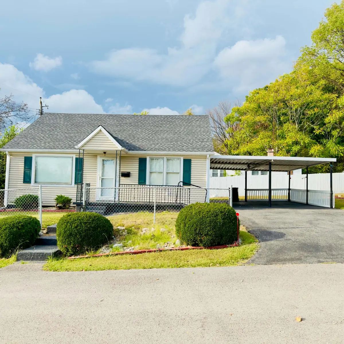 1206 Cates St, Hopkinsville, KY 42240