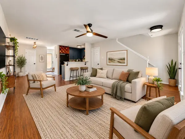 2415 Melissa Oaks LN, Austin, TX 78744