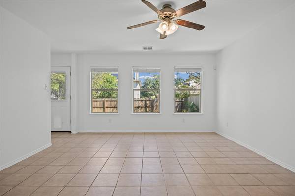 368 Housefinch LOOP, Leander, TX 78641
