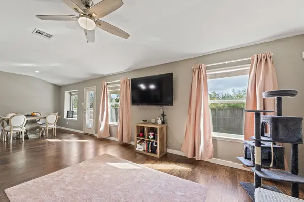 3933 Rolling Canyon TRL, Round Rock, TX 78681