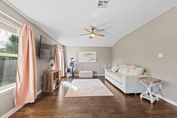 3933 Rolling Canyon TRL, Round Rock, TX 78681