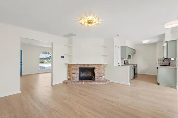 6611 Boleynwood DR, Austin, TX 78745