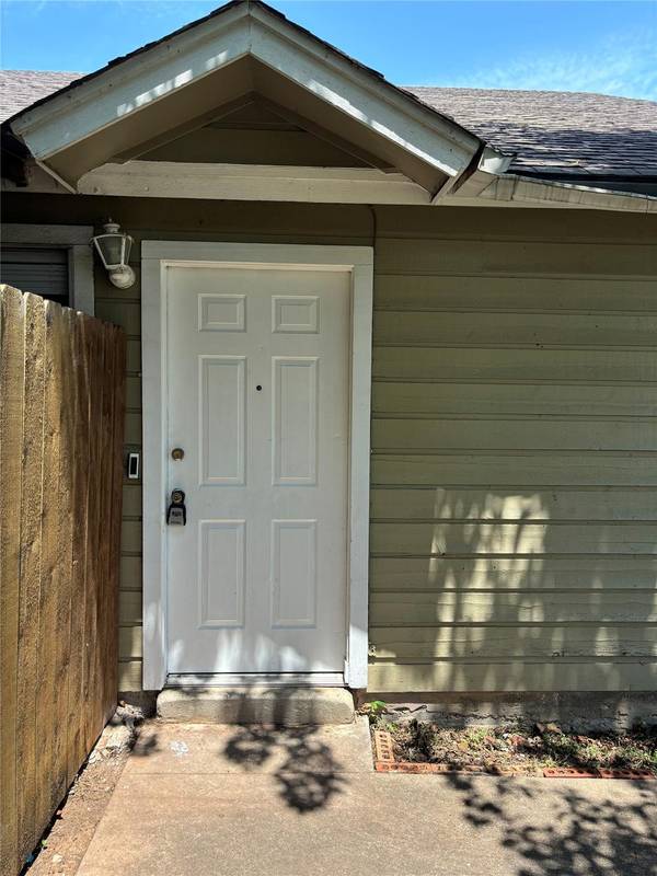 10005 Parliament House RD #A, Austin, TX 78729
