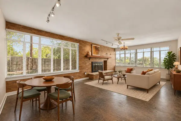 2100 Highgrove TER, Austin, TX 78703