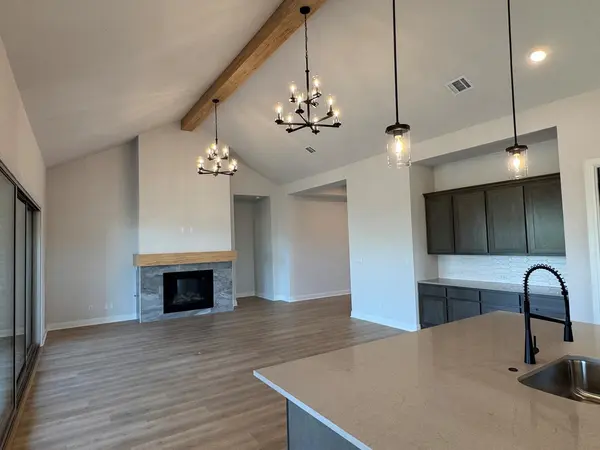 204 Midnight Valley DR, Cedar Creek, TX 78612