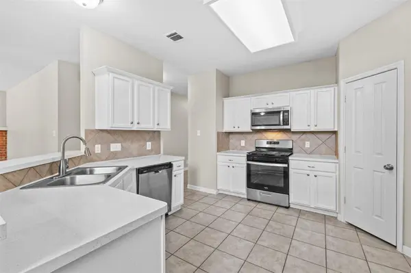 1111 Glendalough DR, Pflugerville, TX 78660