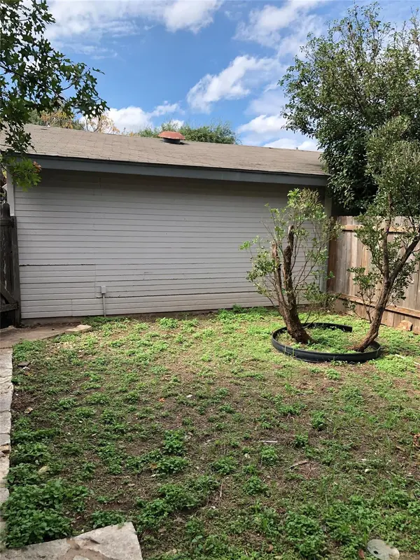 8009 Parliament PL, Austin, TX 78759