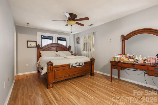 938 Lyndsey Brooke CT, Lincolnton, NC 28092