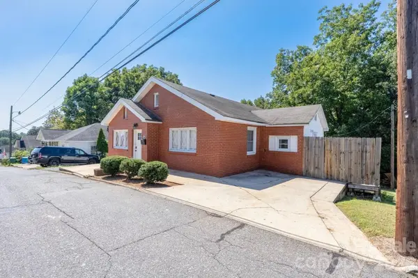 387 Woodlawn ST, Cramerton, NC 28032