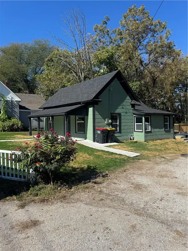 547 Orchard PL, Excelsior Springs, MO 64024