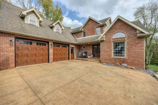 280 Jingle Bell LN, Santa Claus, IN 47579