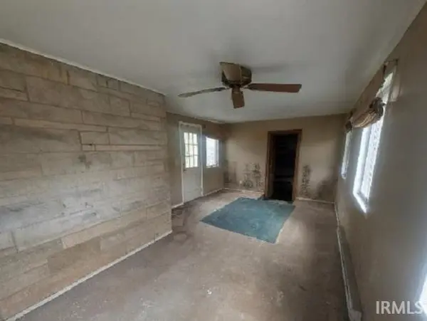 2128 S Manville RD, Muncie, IN 47302