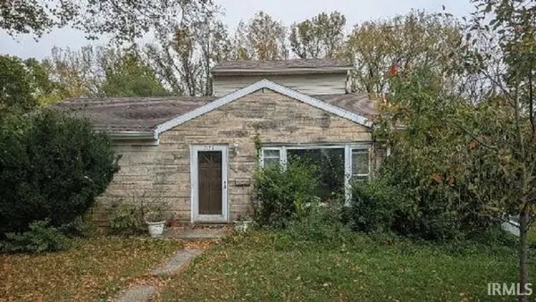 2128 S Manville RD, Muncie, IN 47302