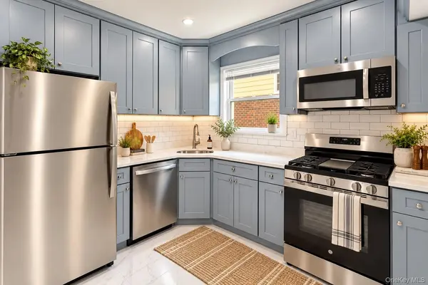 99 Gibson BLVD, Valley Stream, NY 11581