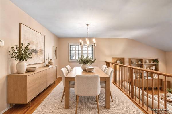 45 Driftwood DR, Port Washington, NY 11050