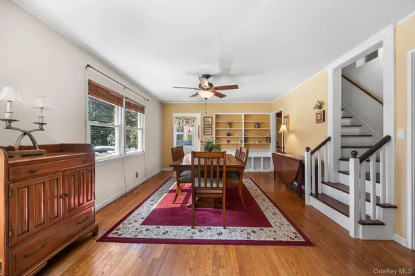 66 Randolph RD, White Plains, NY 10607