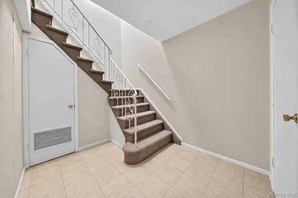 223-54 56th RD, Oakland Gardens, NY 11364