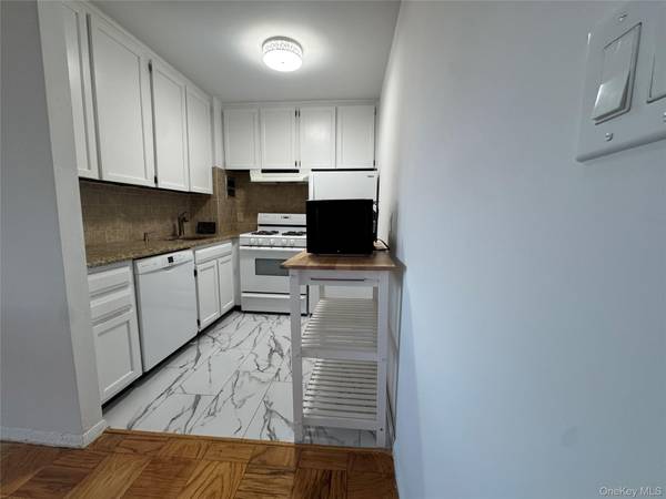 740 E Broadway, Long Beach, NY 11561