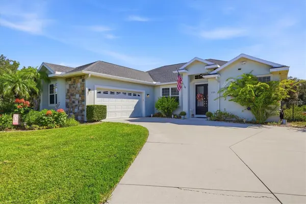 1753 KINGSDOWN DR, Sarasota, FL 34240