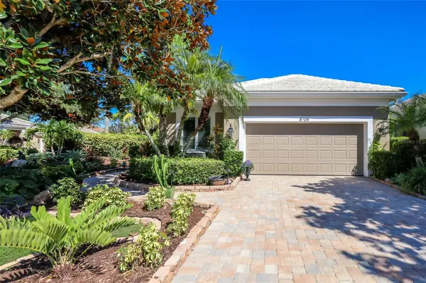 8705 52ND DR E, Bradenton, FL 34211