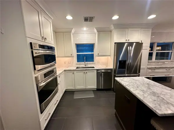 2165 LAKE DR, Winter Park, FL 32789