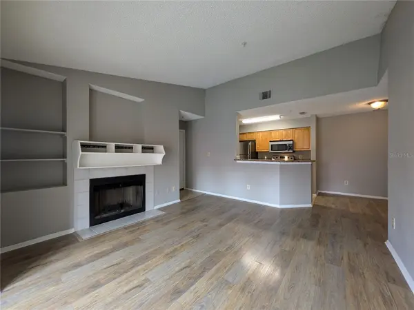 249 AFTON SQ #212, Altamonte Springs, FL 32714
