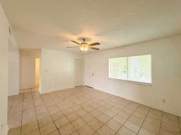 1130 N LAKE PARKER AVE #B112, Lakeland, FL 33805