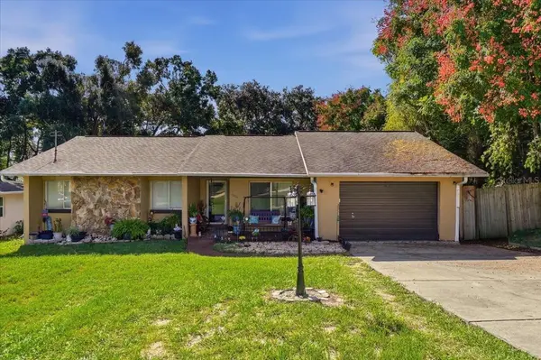 1004 JOAN AVE, Dundee, FL 33838