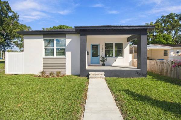 2230 KINGSTON ST S, St Petersburg, FL 33711