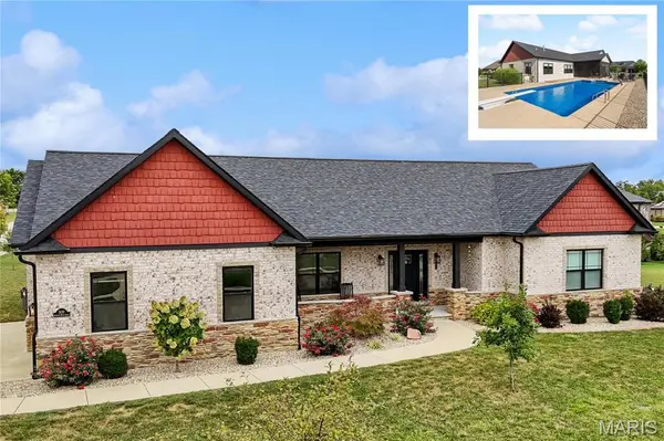 500 Shadow Rock CT, Lebanon, IL 62254