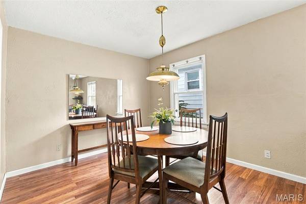 9458 Mackenzie RD, Affton, MO 63123