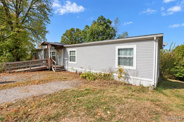 12747 County Road 4021, Holts Summit, MO 65043