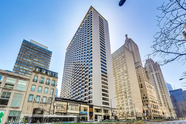 535 N Michigan AVE #2206, Chicago, IL 60611