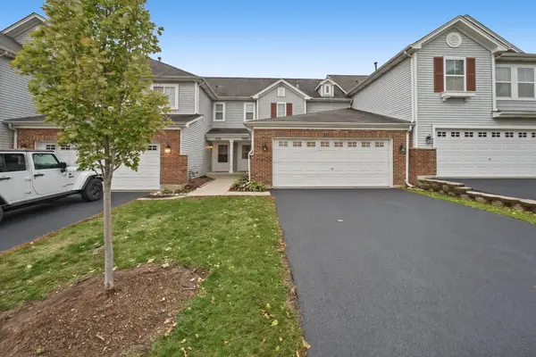 602 Grand Canyon CIR #0, Crystal Lake, IL 60014