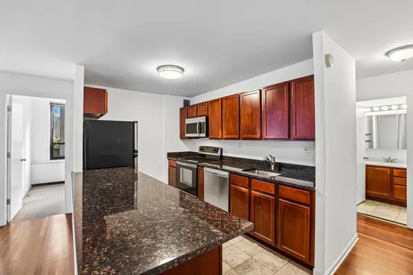 222 E Pearson ST #1006, Chicago, IL 60611