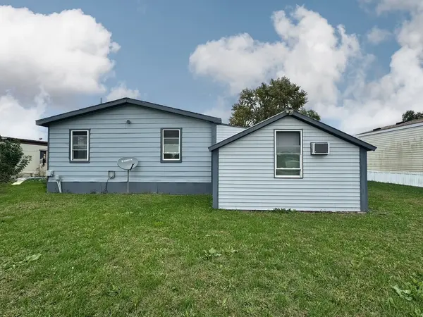 106 Redwood MNR, Pontiac, IL 61764