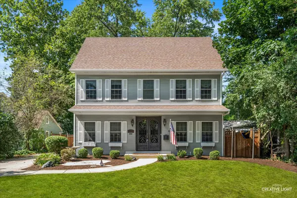 808 Mckinley AVE, Geneva, IL 60134