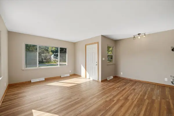 1254 Northey ST, Waterloo, IA 50703