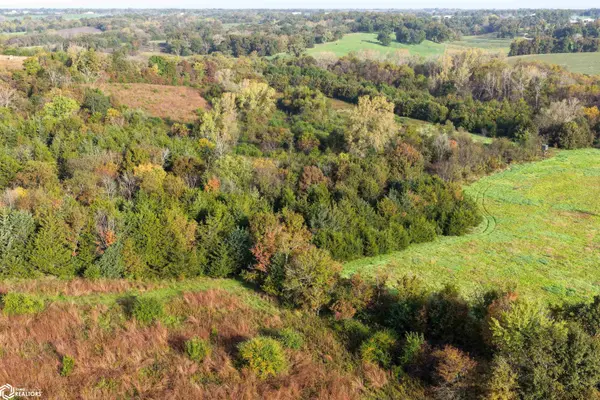 15th ST, Drakesville, IA 52552