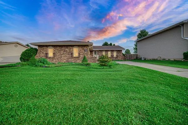 4969 W 87th Lane, Crown Point, IN 46307
