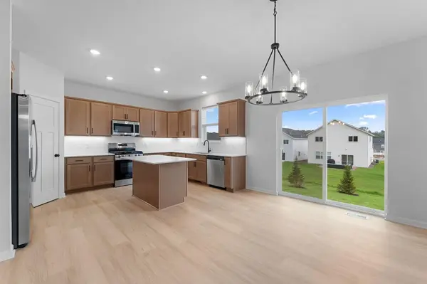 10625 Glenbrook AVE S, Cottage Grove, MN 55016