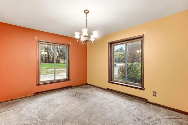 648 Roosevelt RD, Saint Cloud, MN 56301