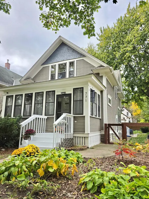 771 Ottawa AVE, Saint Paul, MN 55107