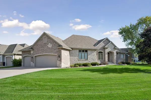 10934 River Pines DR N, Champlin, MN 55316