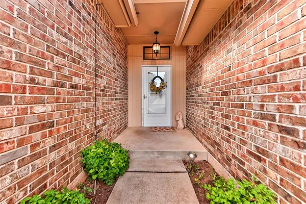 12405 Covey Creek DR, Oklahoma City, OK 73142